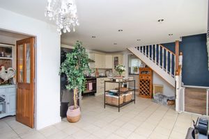 Photo 26- click for photo gallery